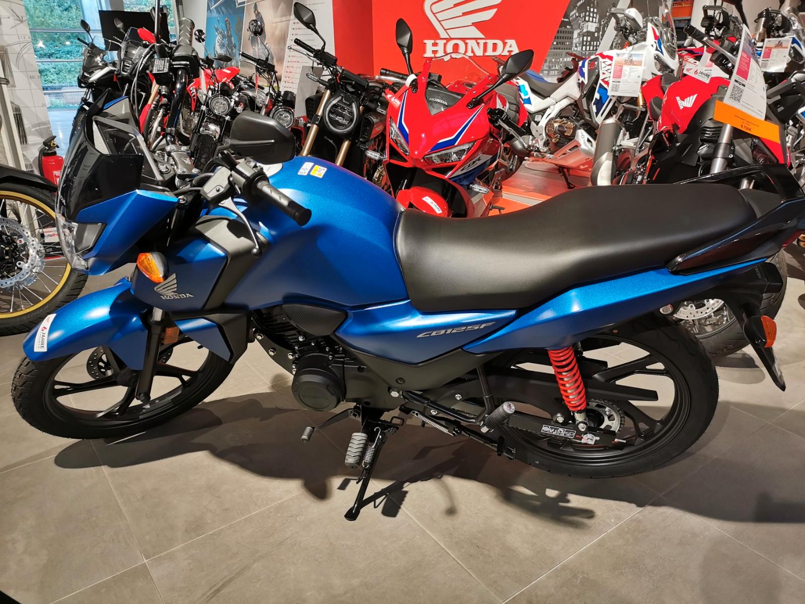 Honda CBF125 Tageszulassung