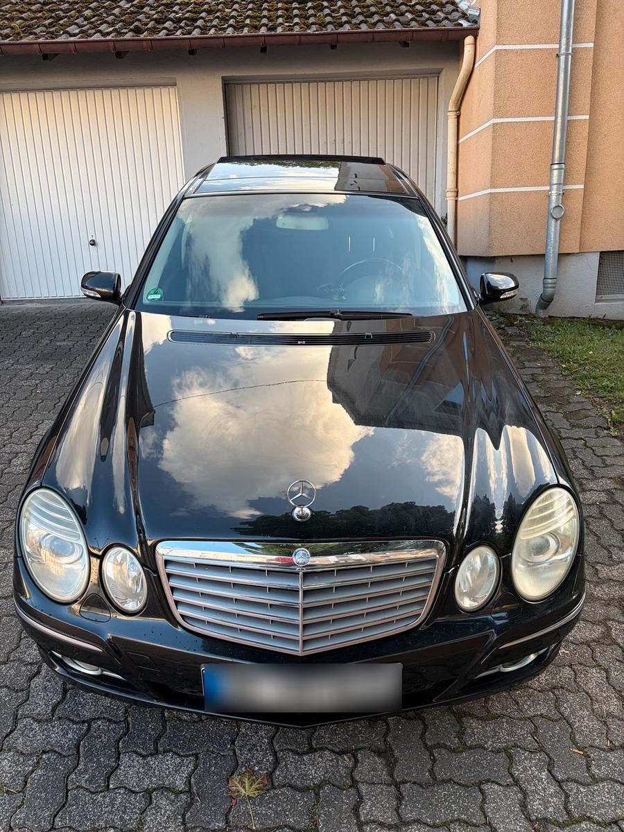 Mercedes-Benz E 280