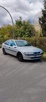 Opel Vectra 1.6 16V Schiebedach Plus Schiebedach - gebrauchte Opel Vectra aus dem Jahr 1997
