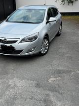 Opel Astra, J 1,4 Turbo Automatik ein sehr... - Opel Astra aus 2011: Turbo