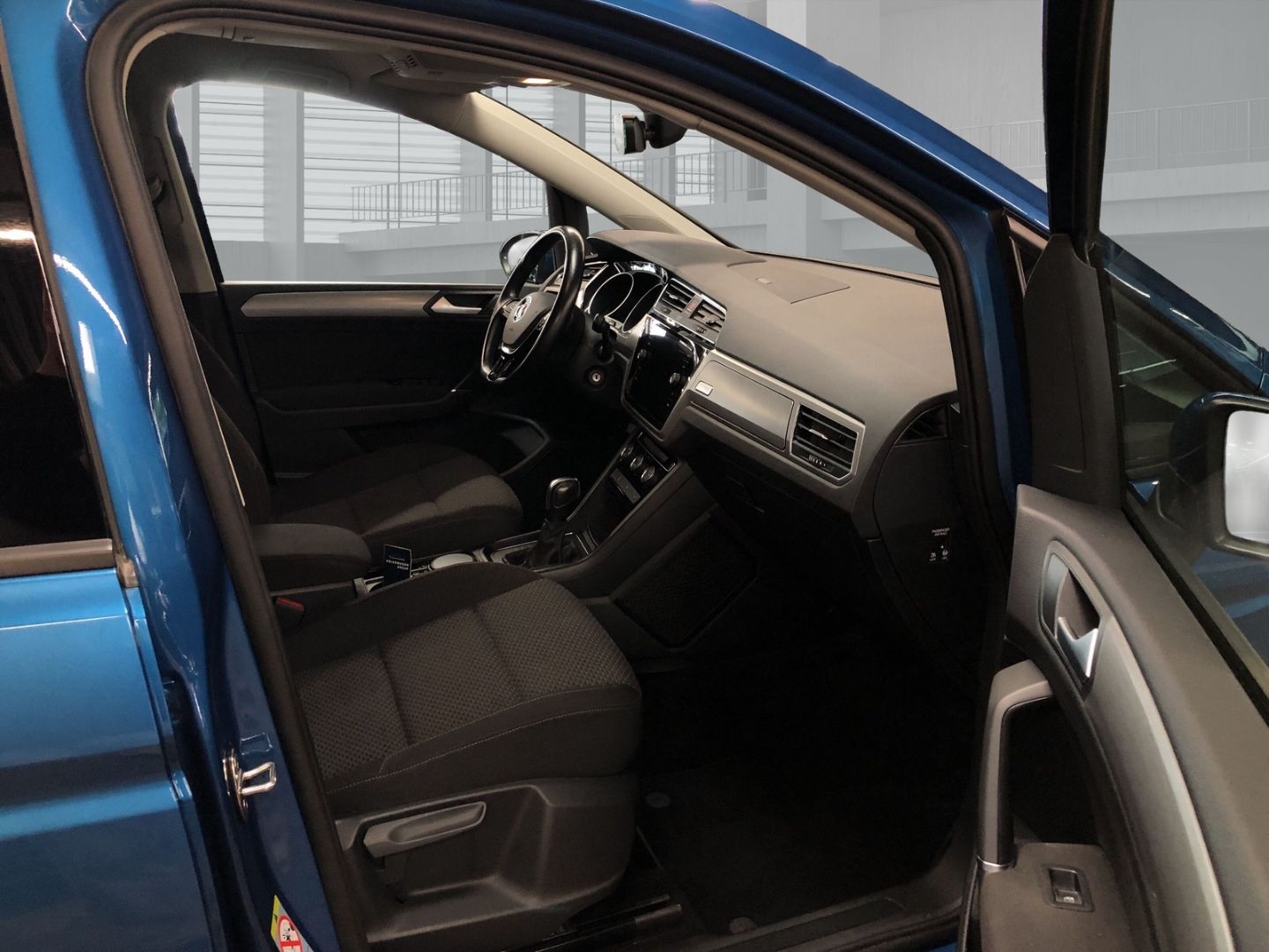 Volkswagen Touran Comfortline 2.0 TDI DSG AHK-klappbar Navi foto 5