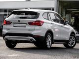 BMW X1 sDrive18d ADVANTAGE+AHK+KAMERA+HiFi+NAVI+SHZ - BMW X1