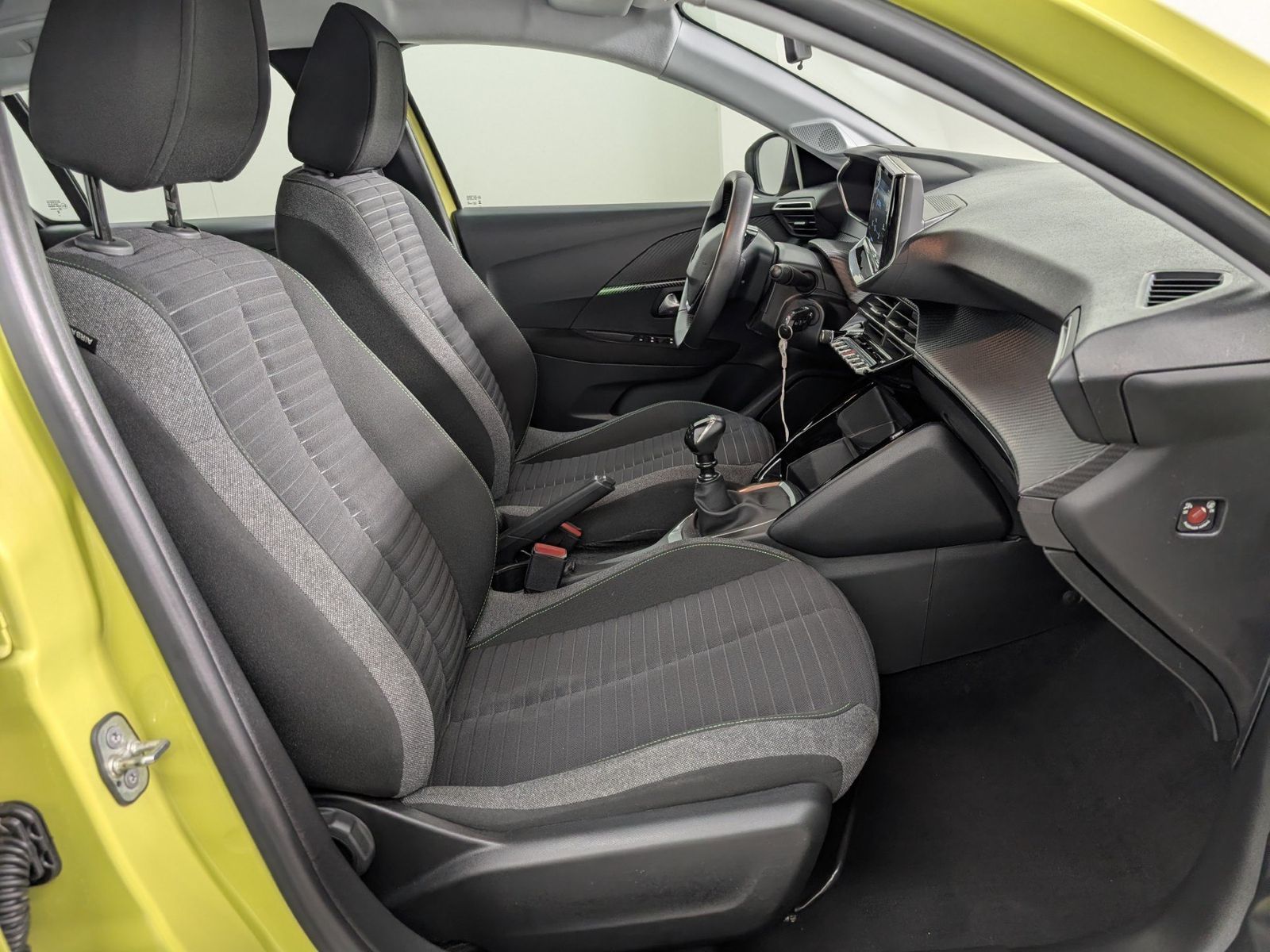 PEUGEOT 208 1.2 Active LED Klima – Bild 12