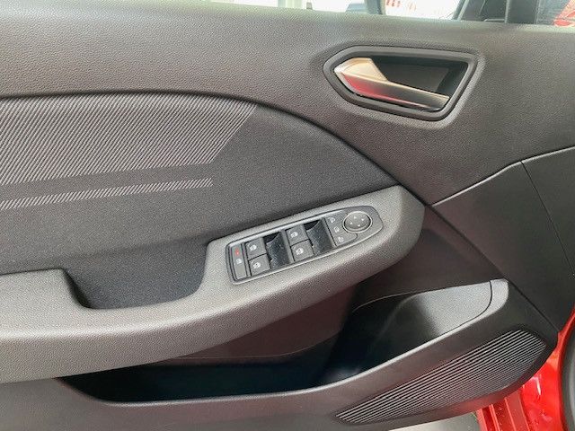 Renault Clio V E-Tech Full Hybrid 145