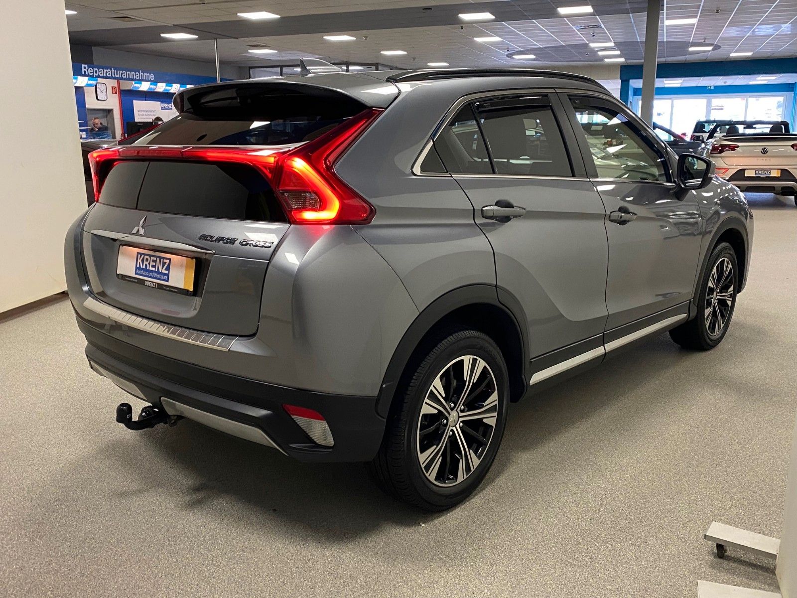 Fahrzeugabbildung Mitsubishi ECLIPSE CROSS PLUS+SITZHEIZUNG+RÜCKFAHRKAMERA+++