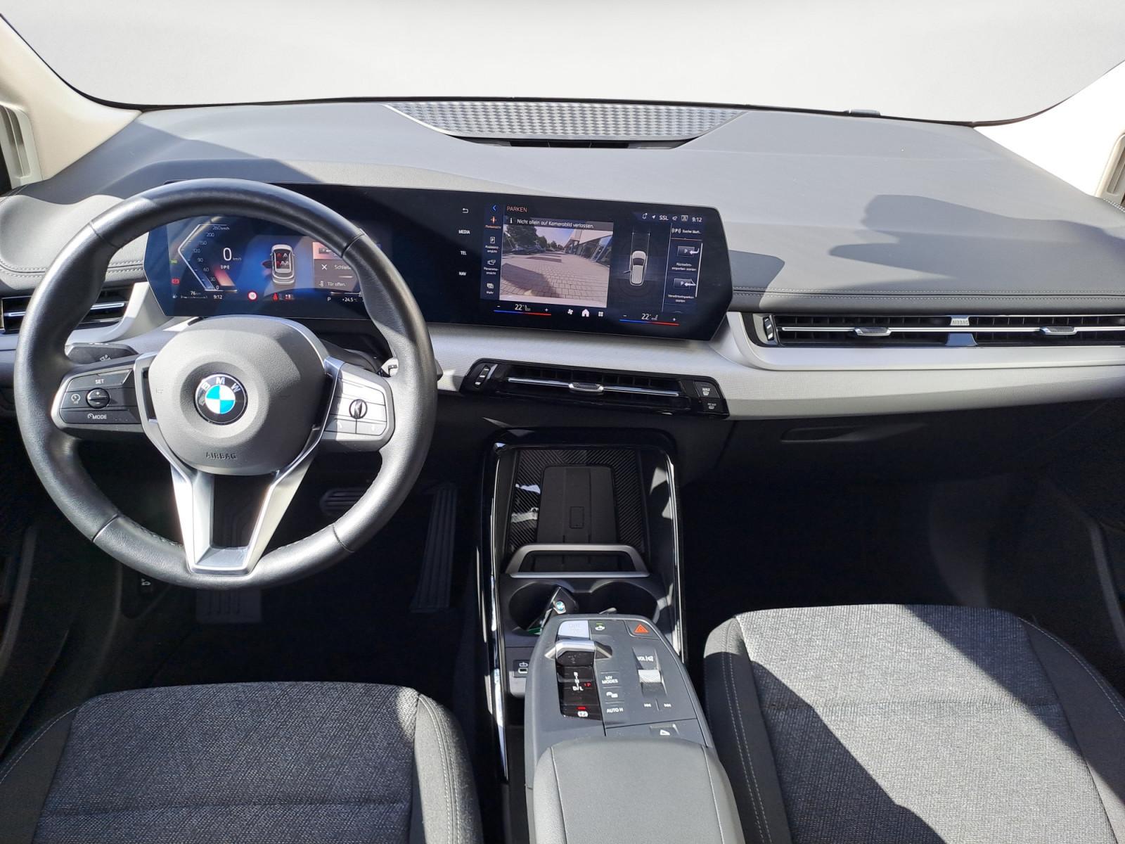 BMW 220 Active Tourer 220i Active Tourer Steptronic DCT Premium Paket, миниатюра 11