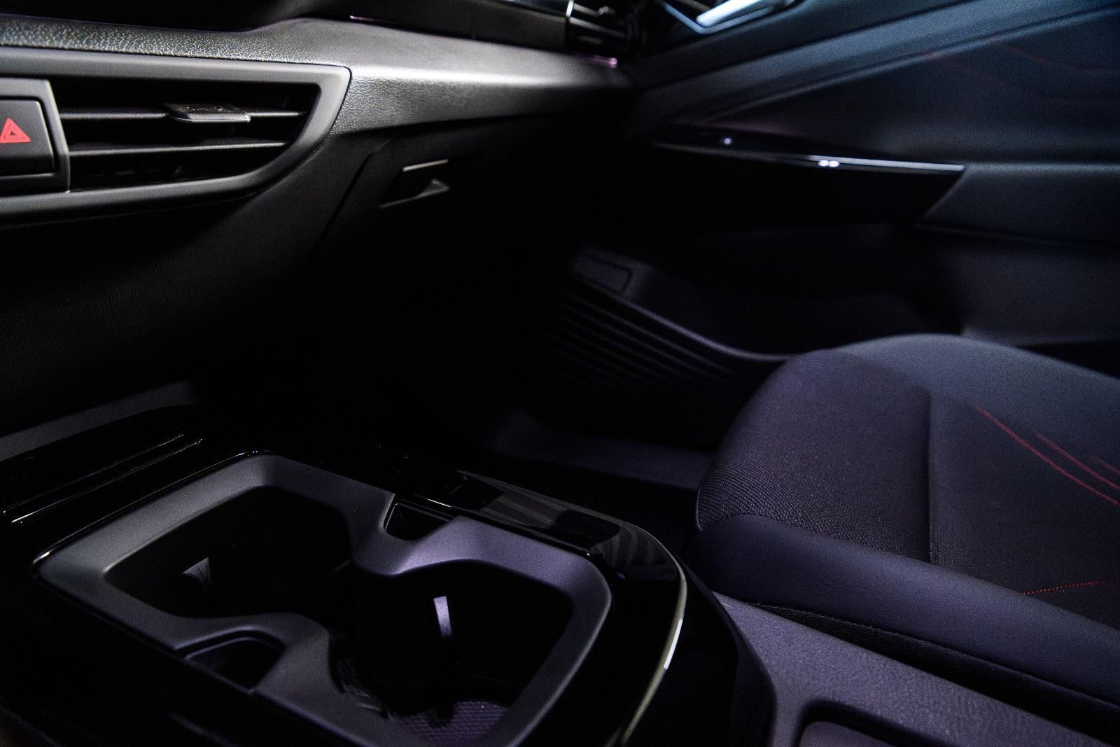 Fahrzeugabbildung Volkswagen ID.4 GTX 4Motion IQ-LED+360°KAM+E-HECK+WÄPU+APP