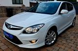 Hyundai i30 1.4 FIFA WM Edition AUSPUFF/ SERVICE NEU - Hyundai i30 Gebrauchtwagen in Kassel