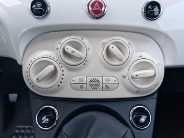 Fiat 500 Cabrio Verdeck rot