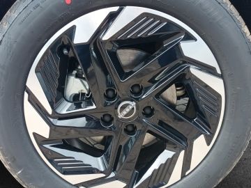 Nissan Qashqai N-Connecta X-TRONIC *NAVI* *FRONTSCHEIBE