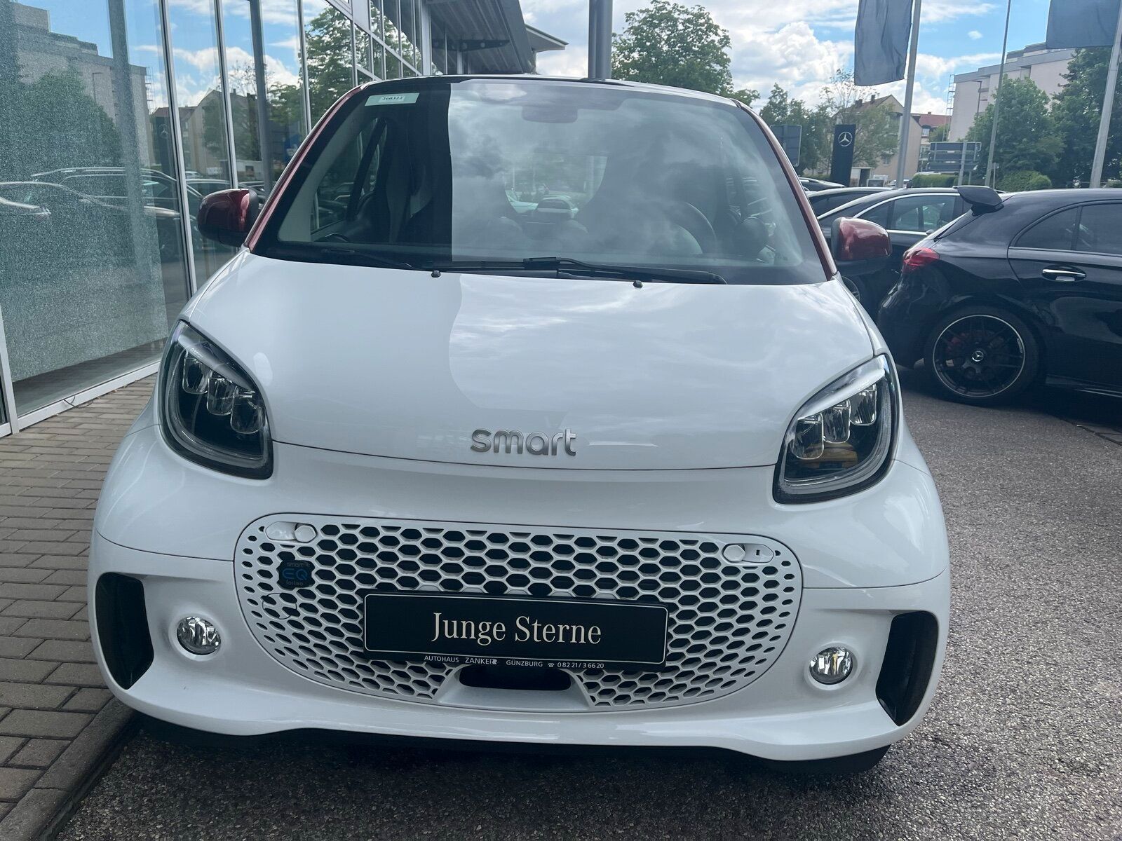 Smart smart EQ fortwo *KAMERA*PANO*LED*DAB*AMBI*TEMPO* imagem 2