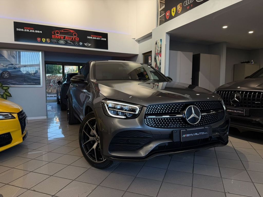 Image of Mercedes-Benz GLC 300