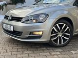 Volkswagen Golf 1.6 TDI 4MOTION*R-Line*Kamera*AHK*SHZ*Temp* - Volkswagen Golf: R Line TDI