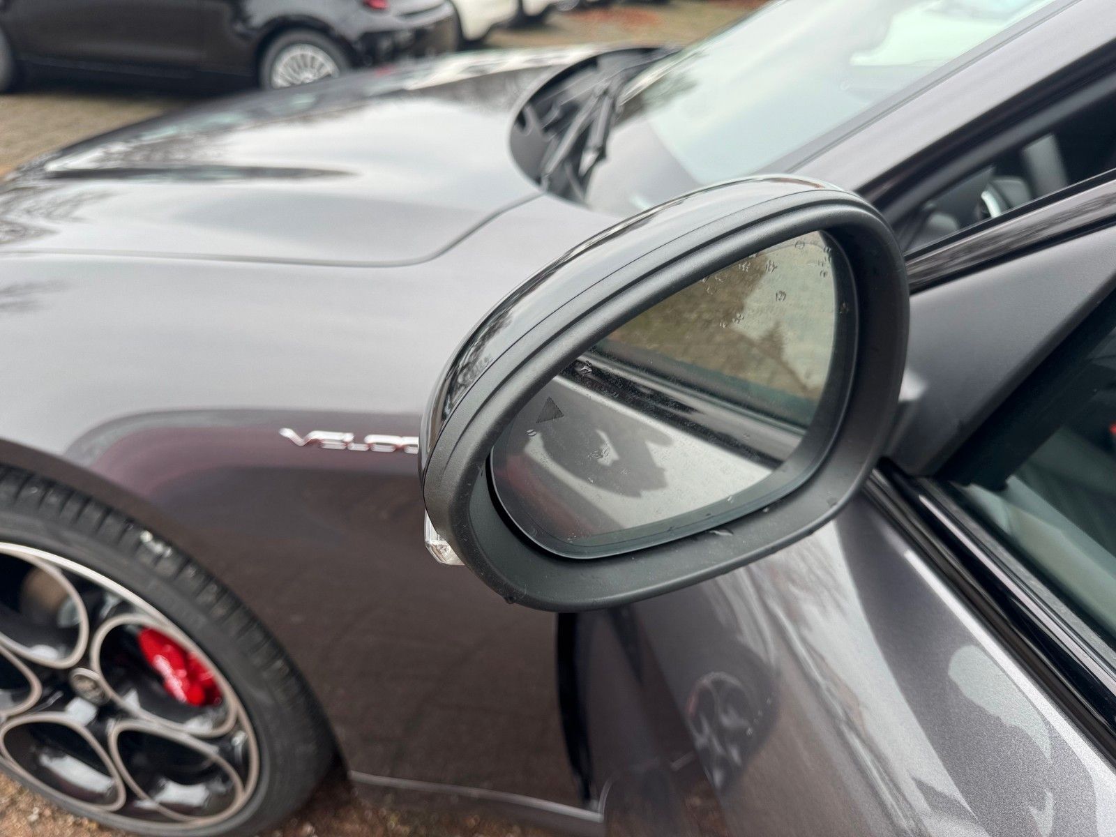 Fahrzeugabbildung Alfa Romeo Giulia 2.0 Veloce AT8-Q4 MEMORY LEDER NAVI KAMER