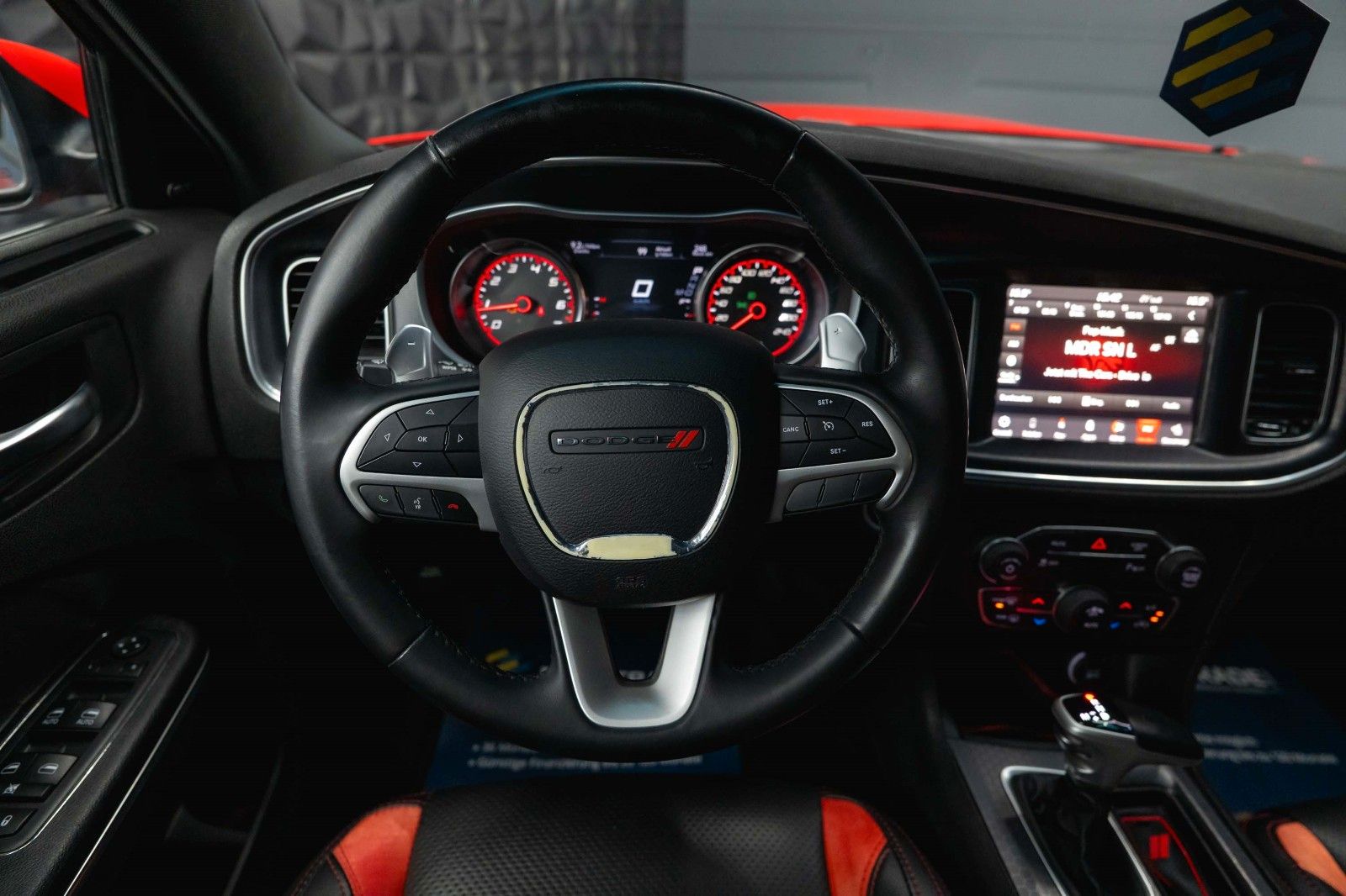 Fahrzeugabbildung Dodge Charger 3.6 FULL SRT Night Package *LED*Kamera*