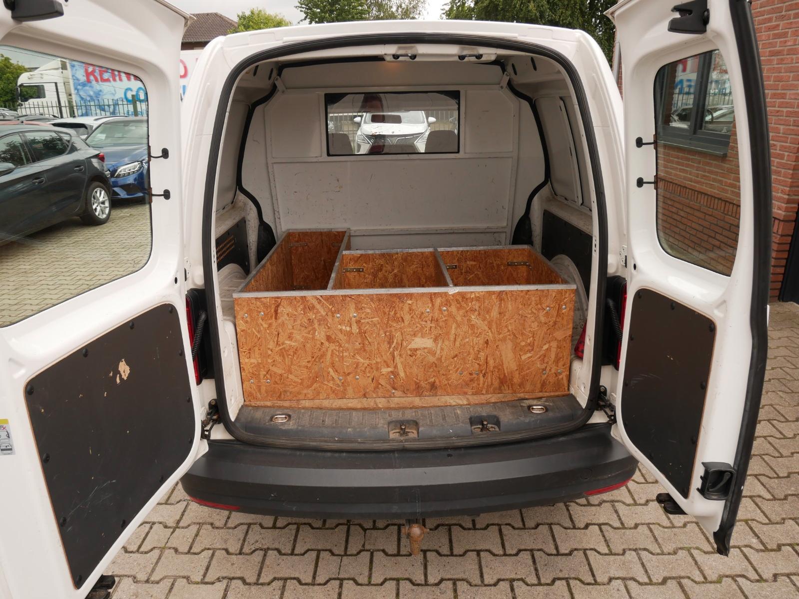 Volkswagen Caddy Maxi   Kombi BMT 4Motion