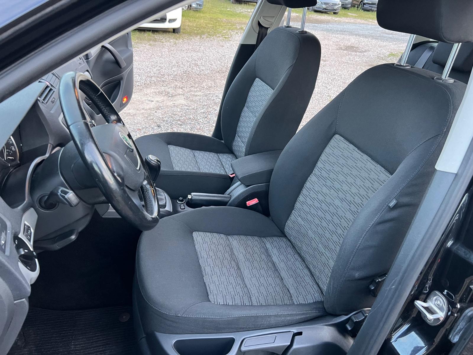Skoda Octavia 2012 — photo 15