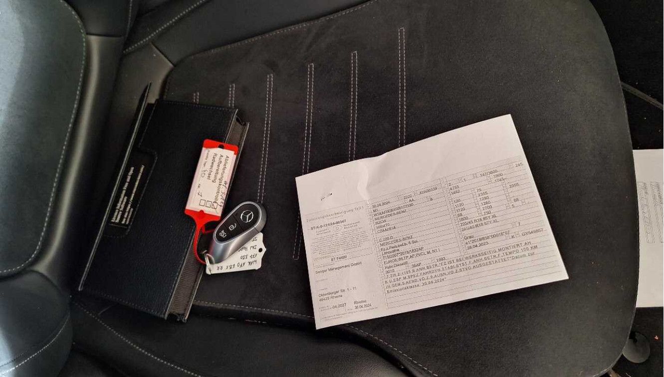 Fahrzeugabbildung Mercedes-Benz C 220d AT9 AMG Line LED/NAVI/VIRTU/SHZ/RFK/AHK