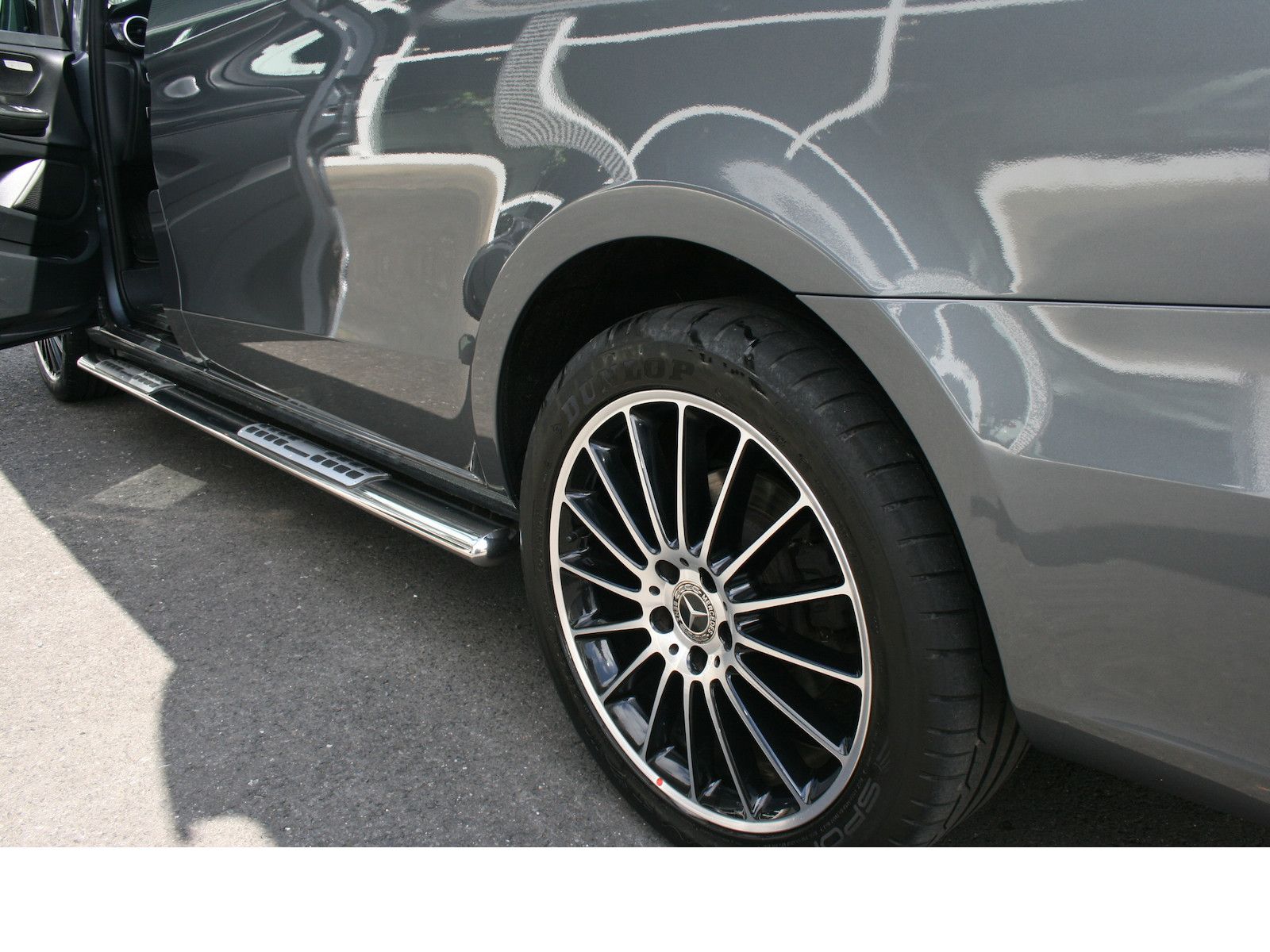 Fahrzeugabbildung Mercedes-Benz V 250 d Lang*2.5 T. Anhängelast*Trittbretter*AHK