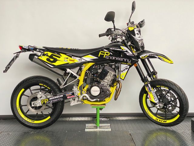 SWM SM 125 Supermoto Beta/Fantic Optik, A1-tauglich