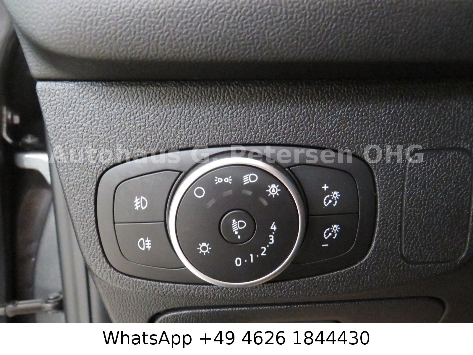 Fahrzeugabbildung Ford Focus 1,5 Titanium Turnier*Tempo*SHZ*LM 16*