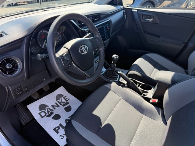 Toyota Auris Cool