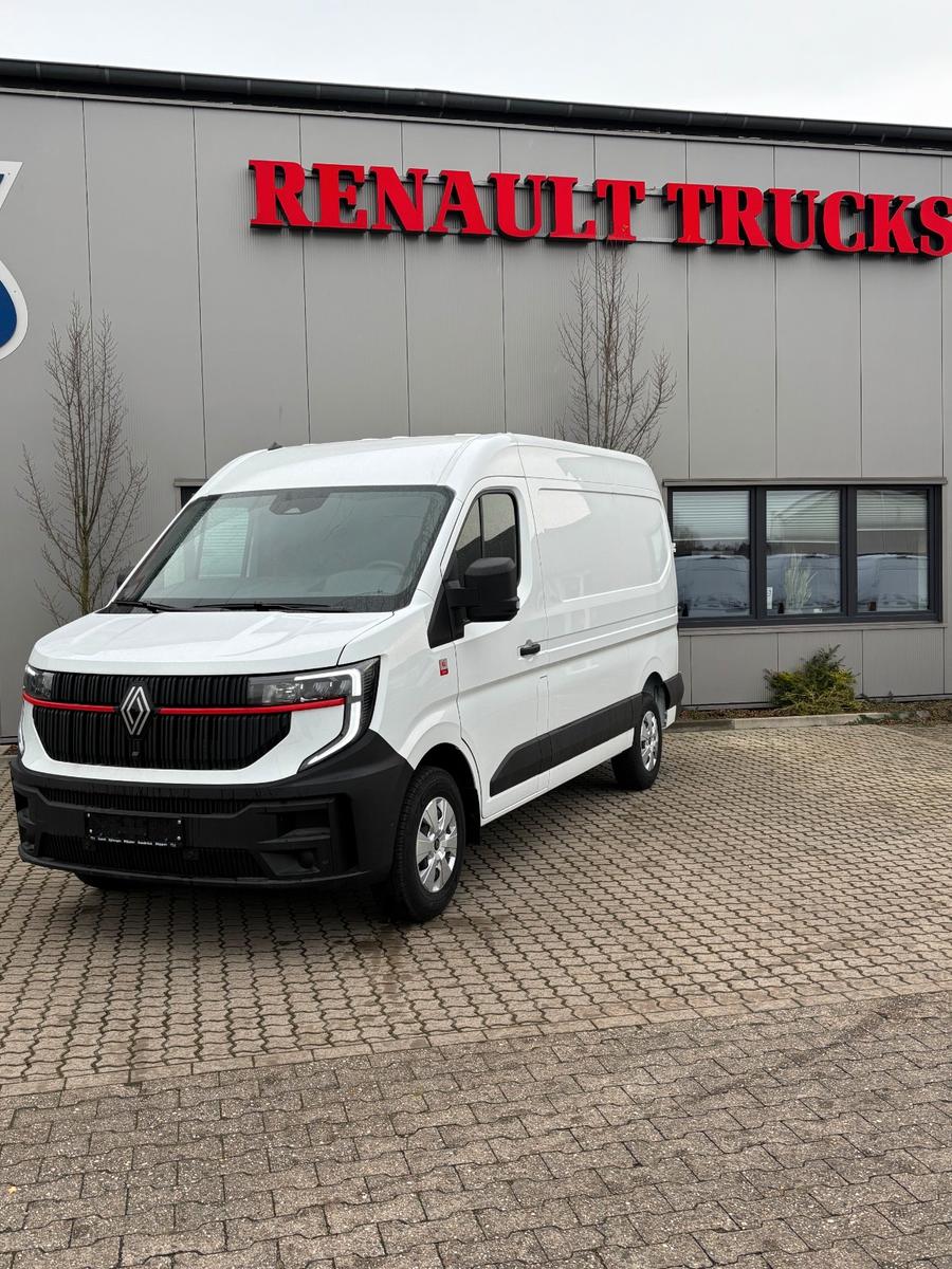 Renault MASTER RED VAN 3T5 E6e - L2H2