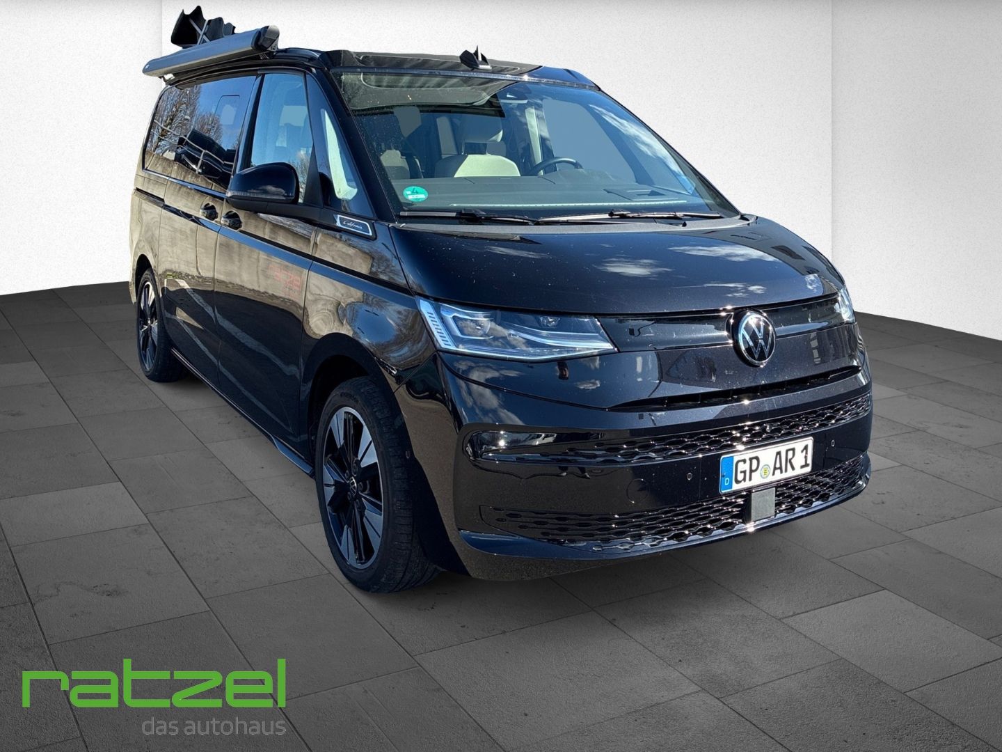 Fahrzeugabbildung Volkswagen T7 California Beach 2.0 TSI DSG+6-SITZER+AHK+NAV