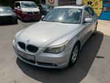 BMW 520i Limousine Xenon Klima PDC Schiebedach - gebrauchte BMW 5er Reihe aus dem Jahr 2005