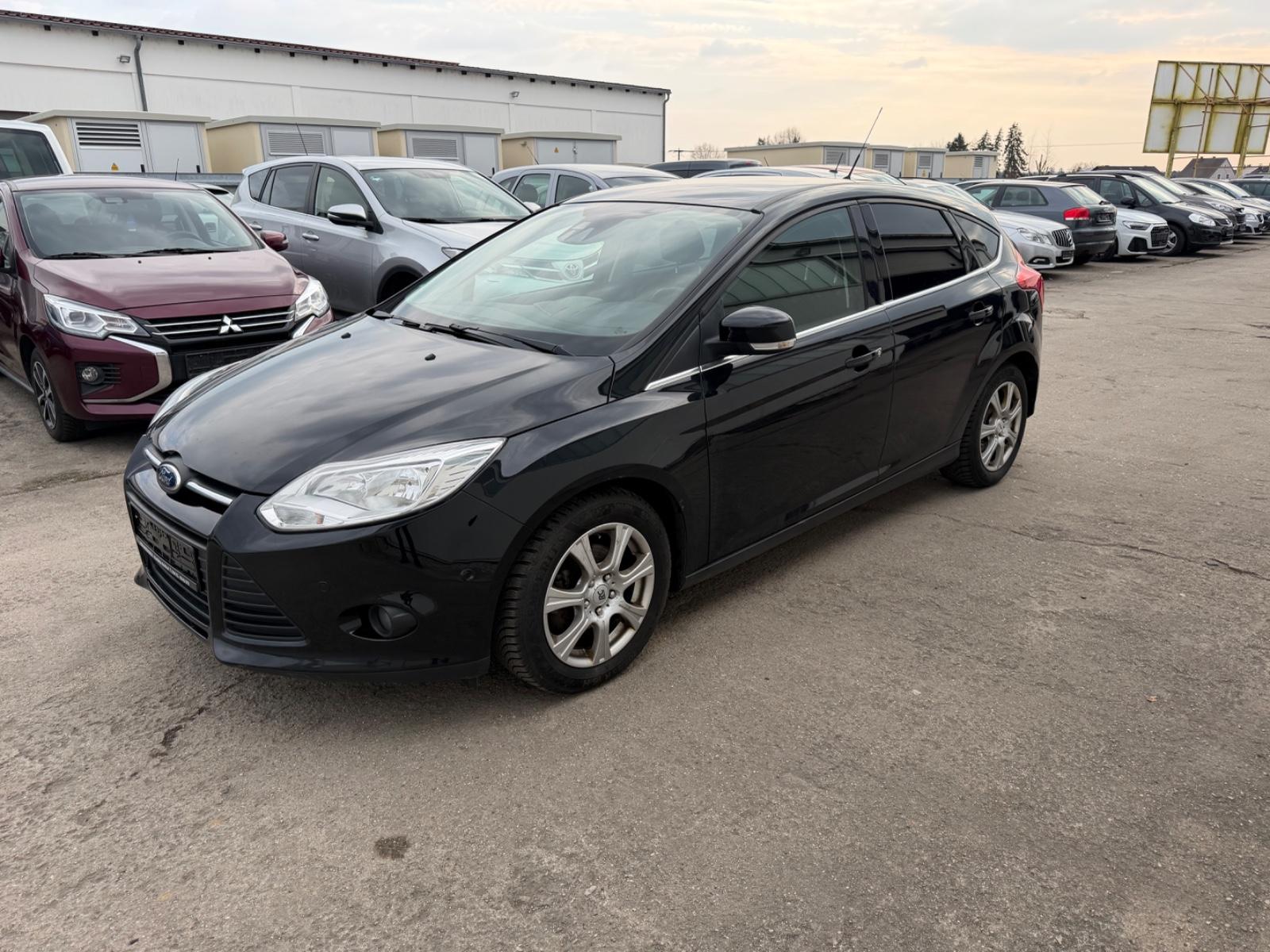 Ford Focus Lim. Titanium EURO 5,,Tüv Neu