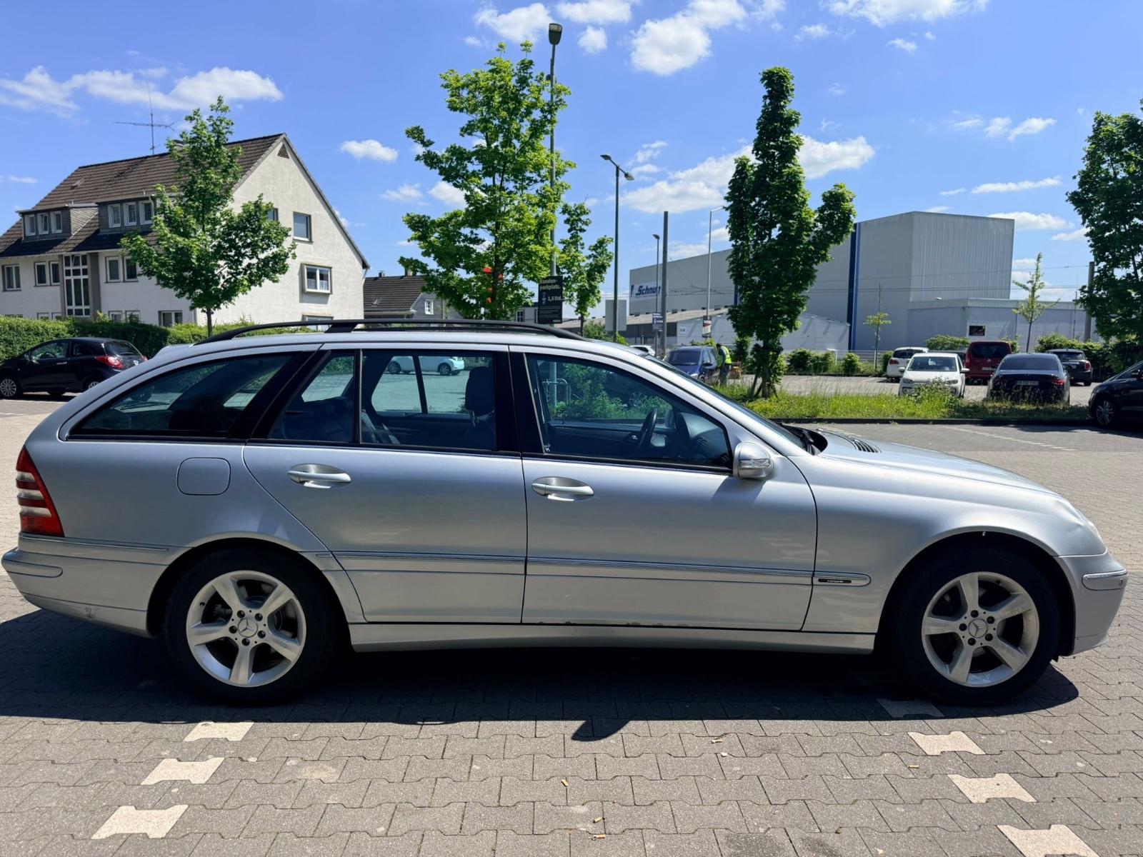 Mercedes-Benz C 200 C T-Modell C 200 Kompressor