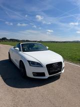 Audi TT Cabrio - Audi TT aus 2010: Cabrio