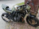 Suzuki Bandit  GV75A - SUZUKI STREETFIGHTER