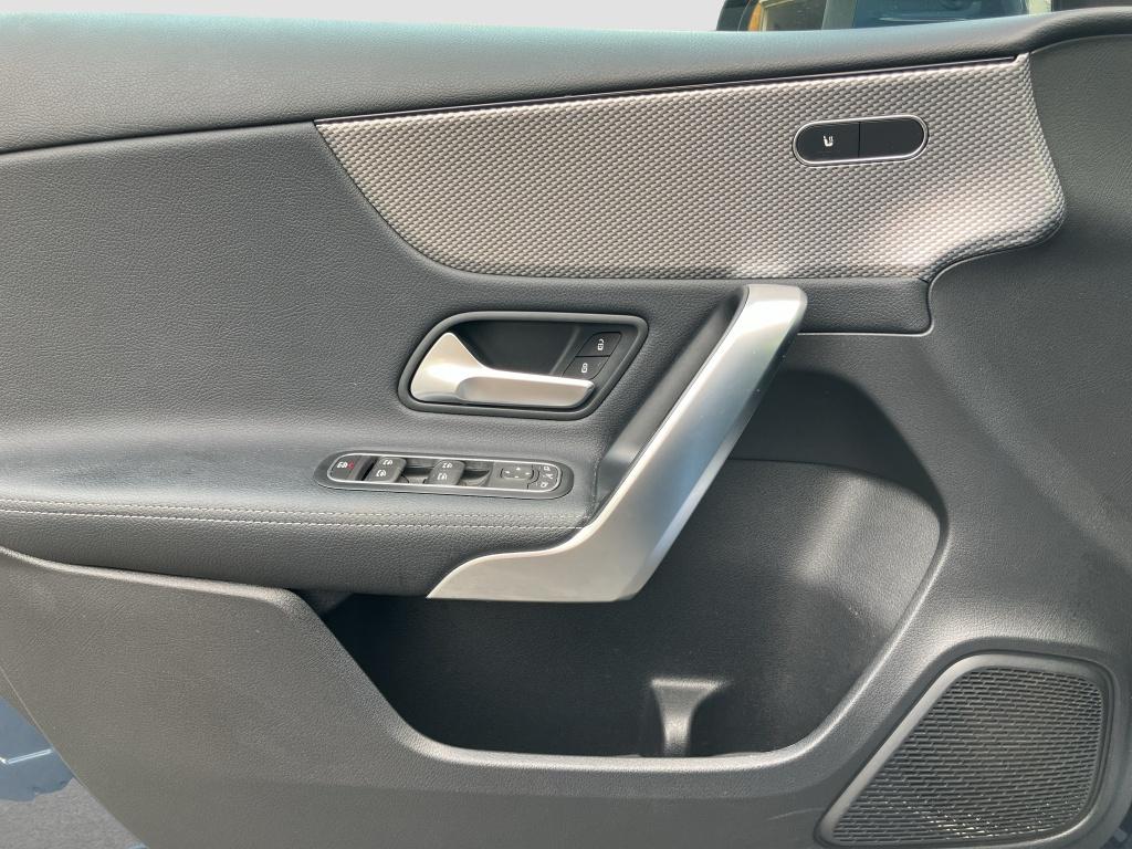 Mercedes-Benz A-Class d PROGRESSIVE*STANDH*LED*NAVI*SITZH*TOTW, миниатюра 9