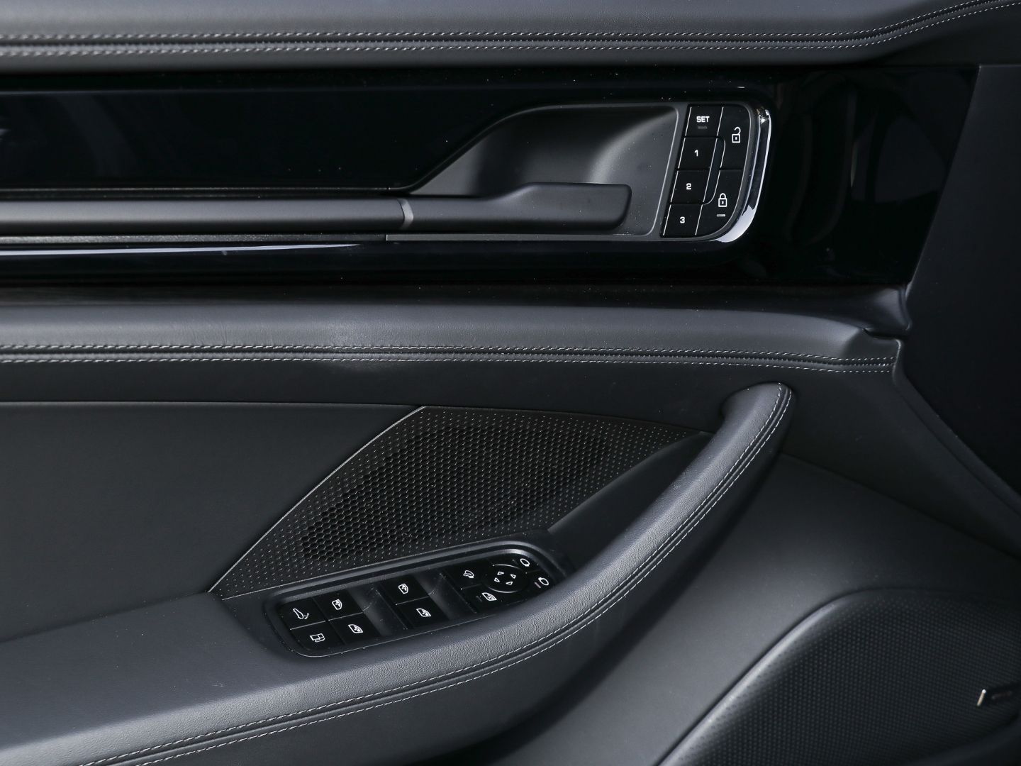 Porsche Panamera Turbo E-Hybrid Active-Ride InnoDrive foto 25