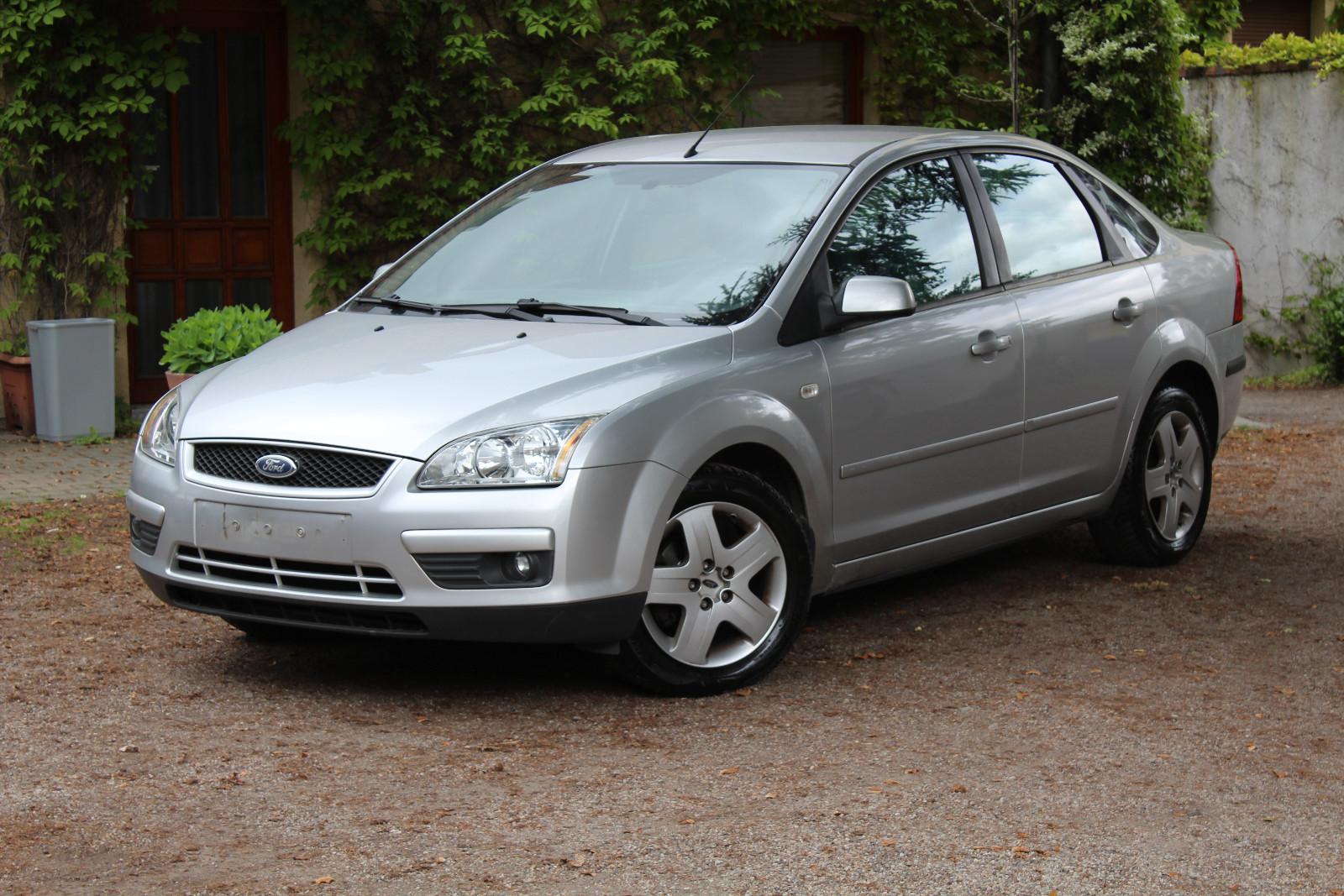 Ford Focus Lim. Style*TÜV 09/2026*