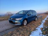 Volkswagen Touran 1.4 TSI Highline BMT Highline - VW Touran von privat
