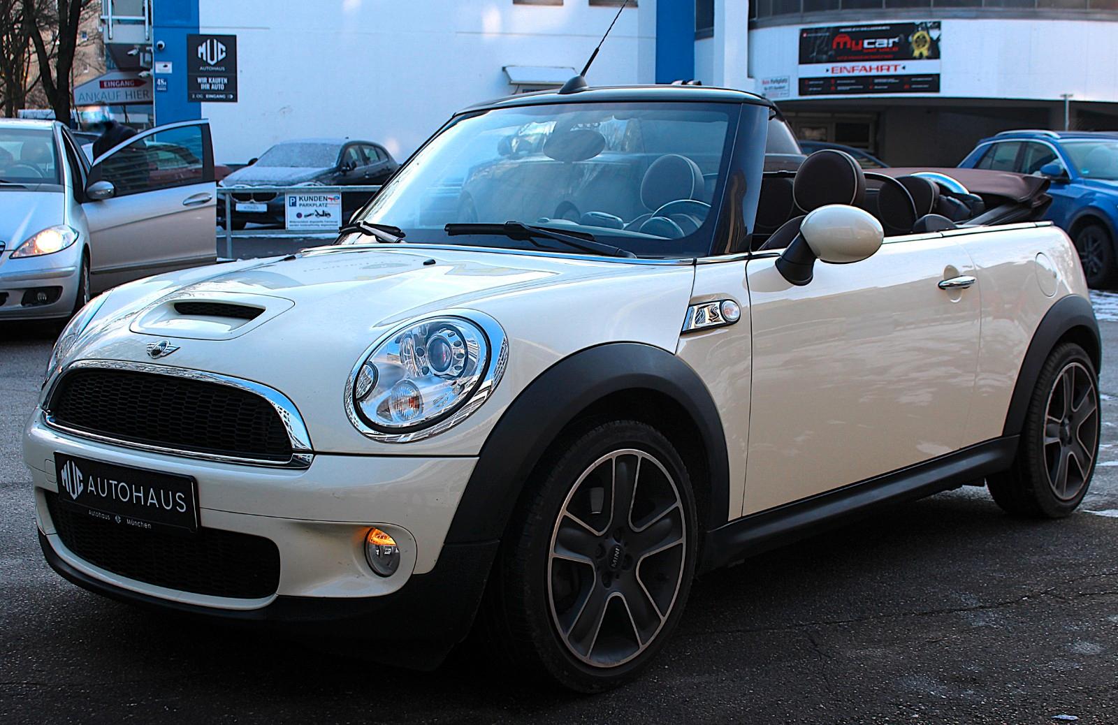 MINI COOPER_S Cabrio XENON* LEDER* PDC