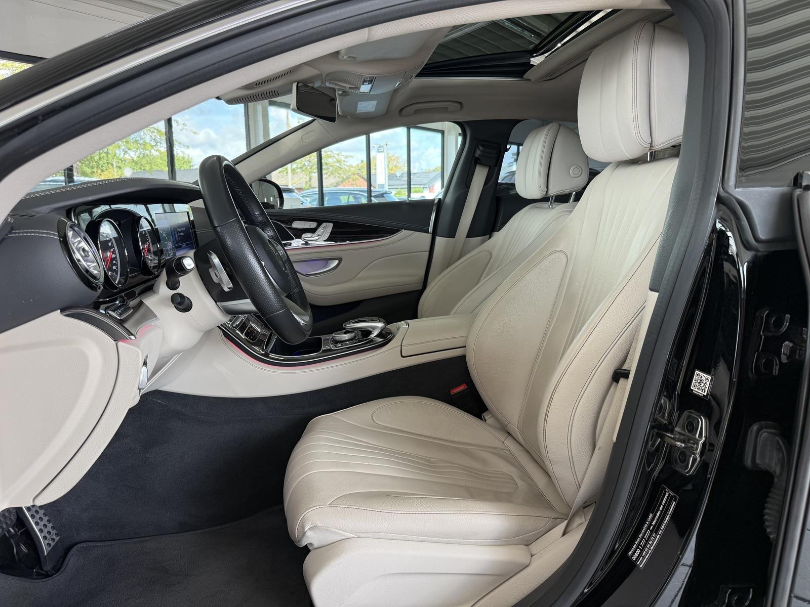 Mercedes-Benz CLS 300 d AMG Line LED+Kamera+SD+Leder+Navi+Memo