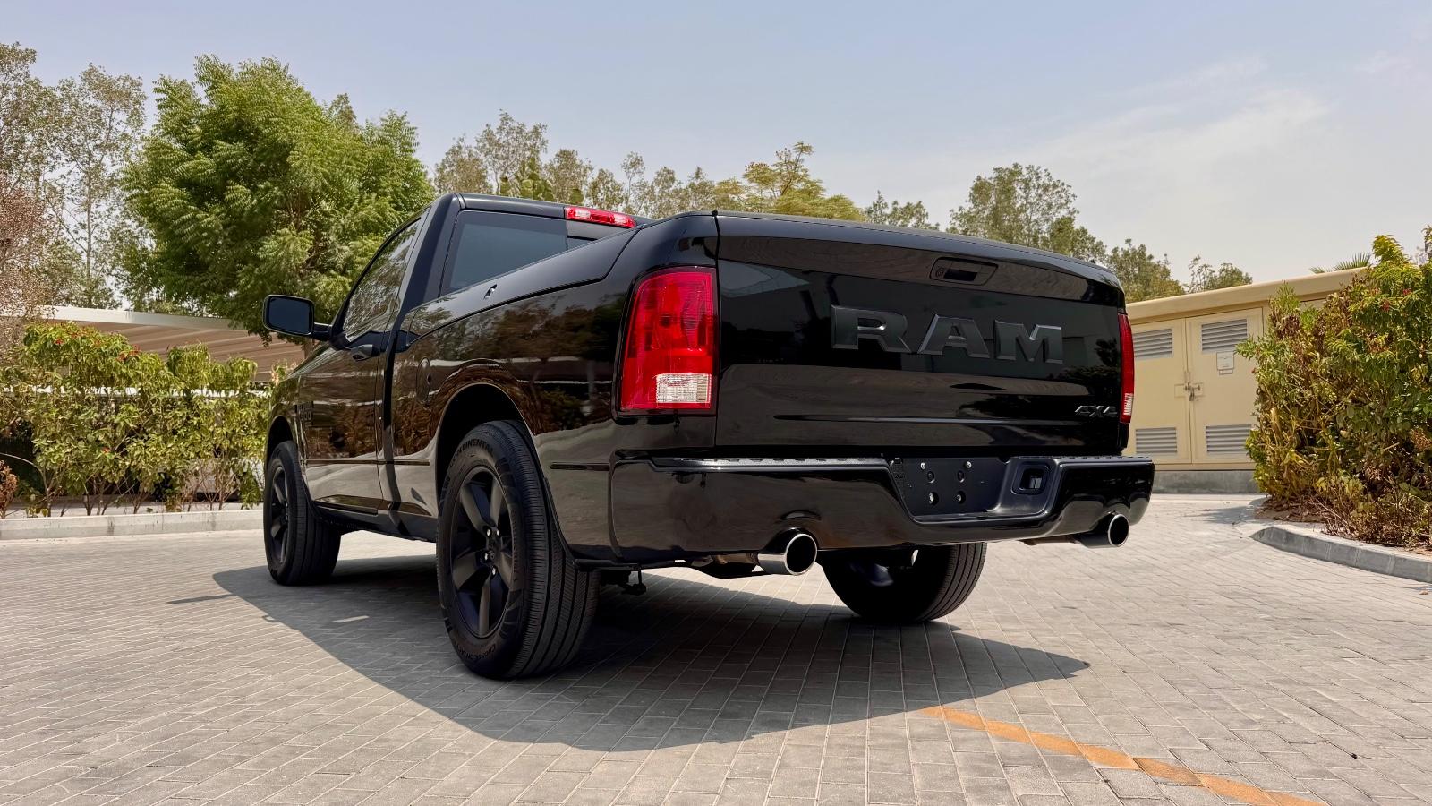 Dodge 5.7*V8*4X4*SINGLE*RAMBOX*CLEAN-CARFAX*AHK*NAVI*