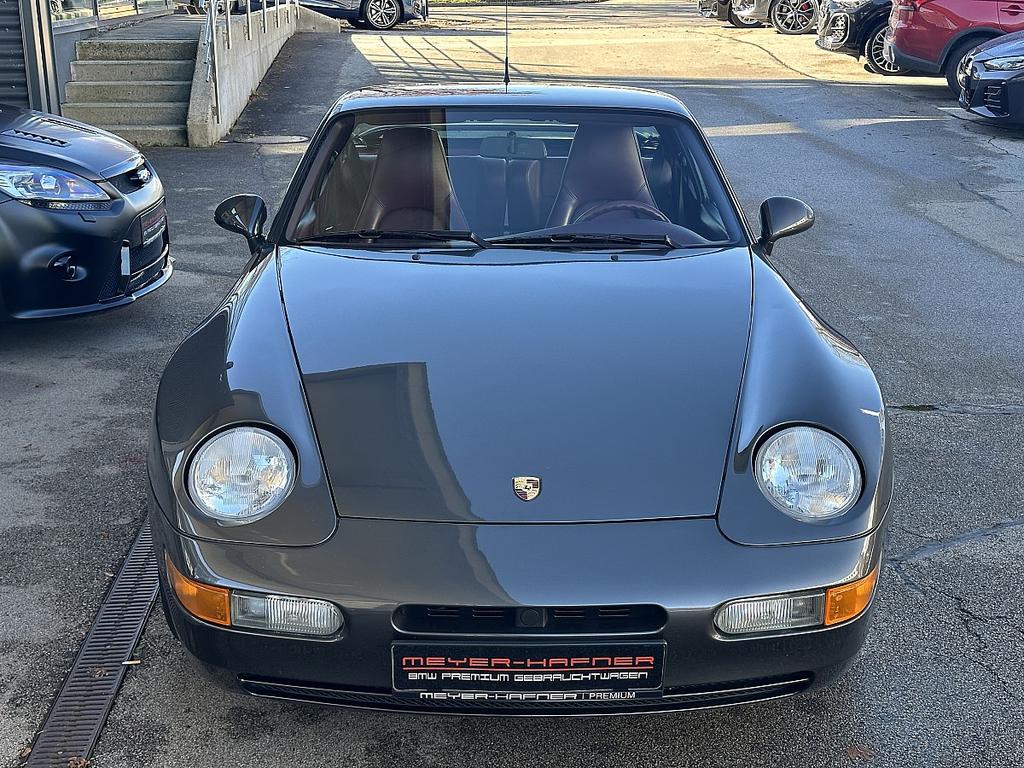 Porsche 968