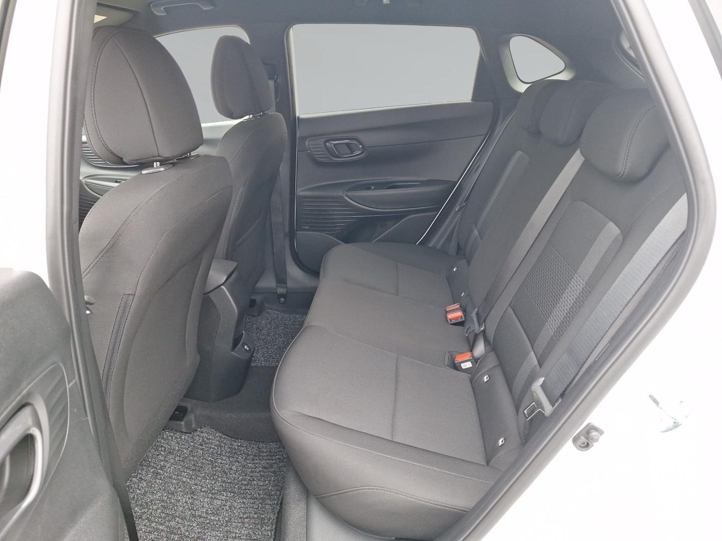 Hyundai i20 1.0T DCT BLACKLINE LED SHZ LHZ Navi Bose, миниатюра 10