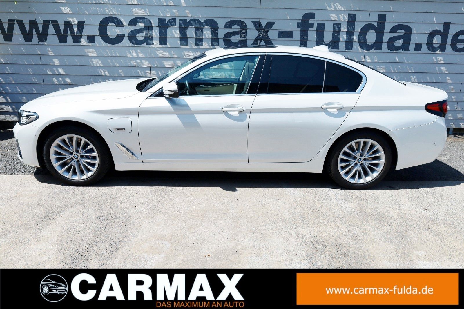 Fahrzeugabbildung BMW 545e xDrive Luxury Line,Navi,SD,4xSH,Kam,AHK,+WR
