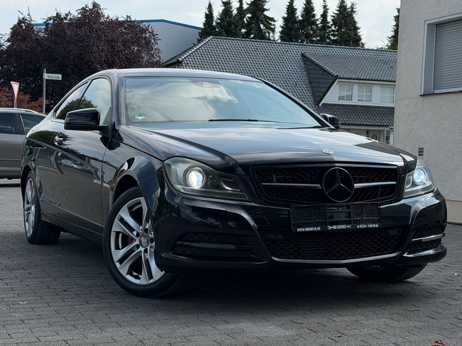 Mercedes-Benz C220 CDI Coupe BlueEfficiency ; Autom ; TÜV Neu