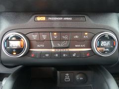 FORD Kuga Hybrid FHEV Titanium*AHK*