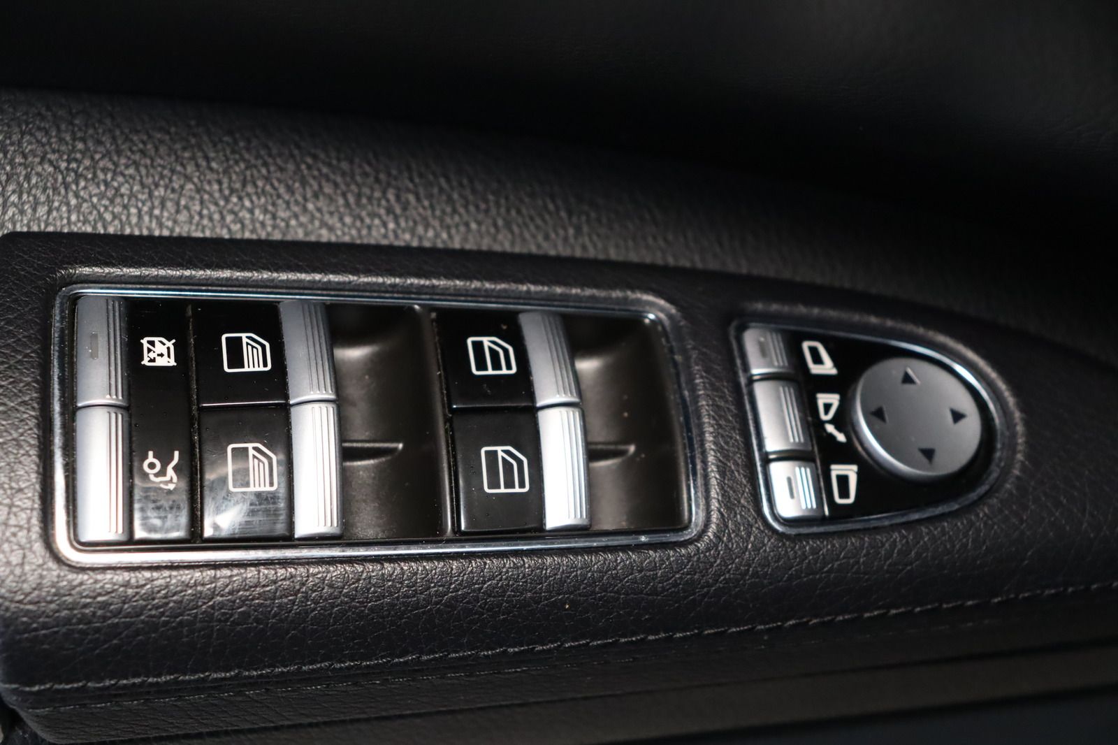 Fahrzeugabbildung Mercedes-Benz S 350 BlueTEC 4MATIC  * DIS * Nachtsicht * AHK