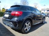 Mercedes-Benz GLA 200 AMG 2. HAND LED NAVI PDC SHZ - Mercedes-Benz in Bielefeld: Gla