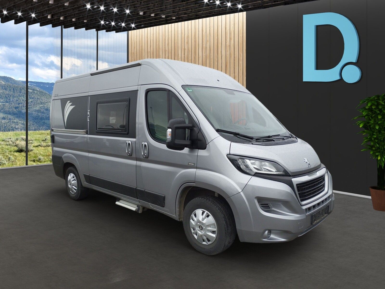 Fahrzeugabbildung Rapido Vans Dreamer D42 FUN