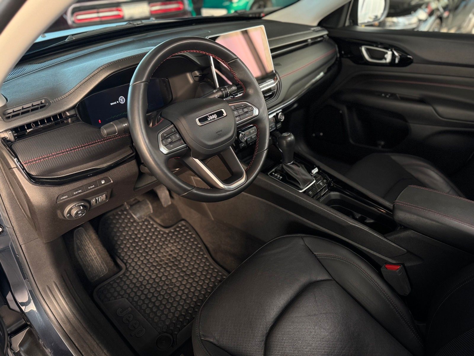 Fahrzeugabbildung Jeep Compass 1.3 Plug-In Hybrid Trailhawk  4WD