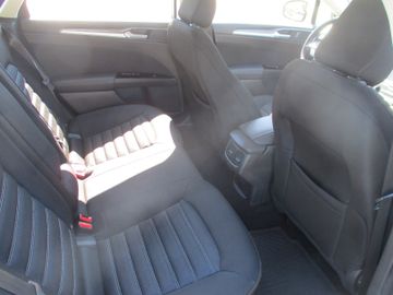 Ford Mondeo Turnier Business Edition Allwetter + PDC